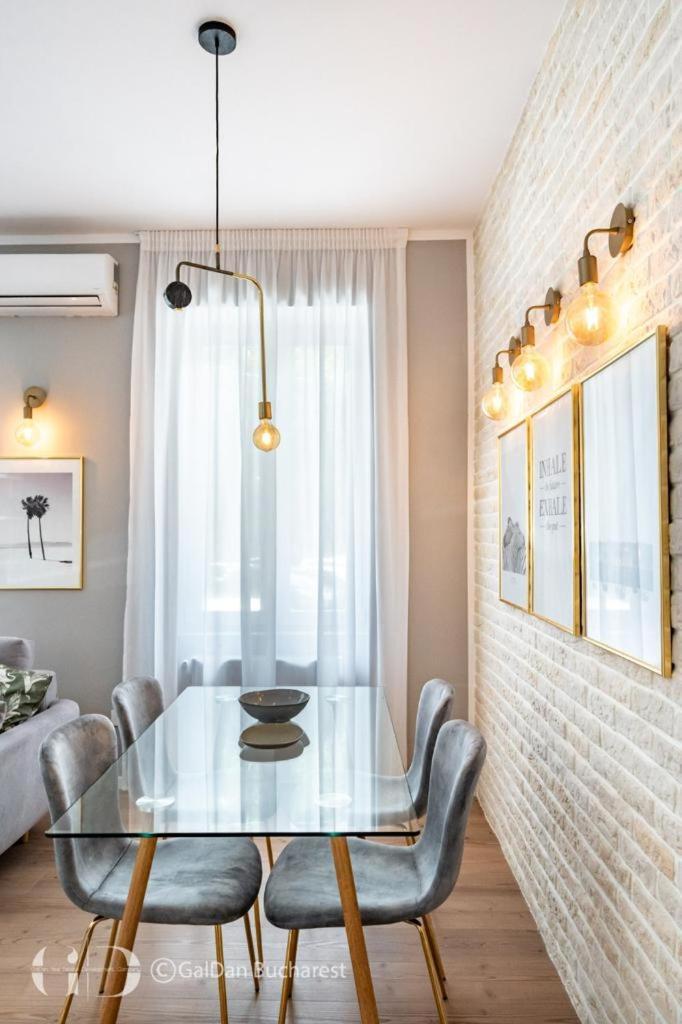 The Loft Luxury Apartments-Near The Park In The City Center Bukarest Kültér fotó