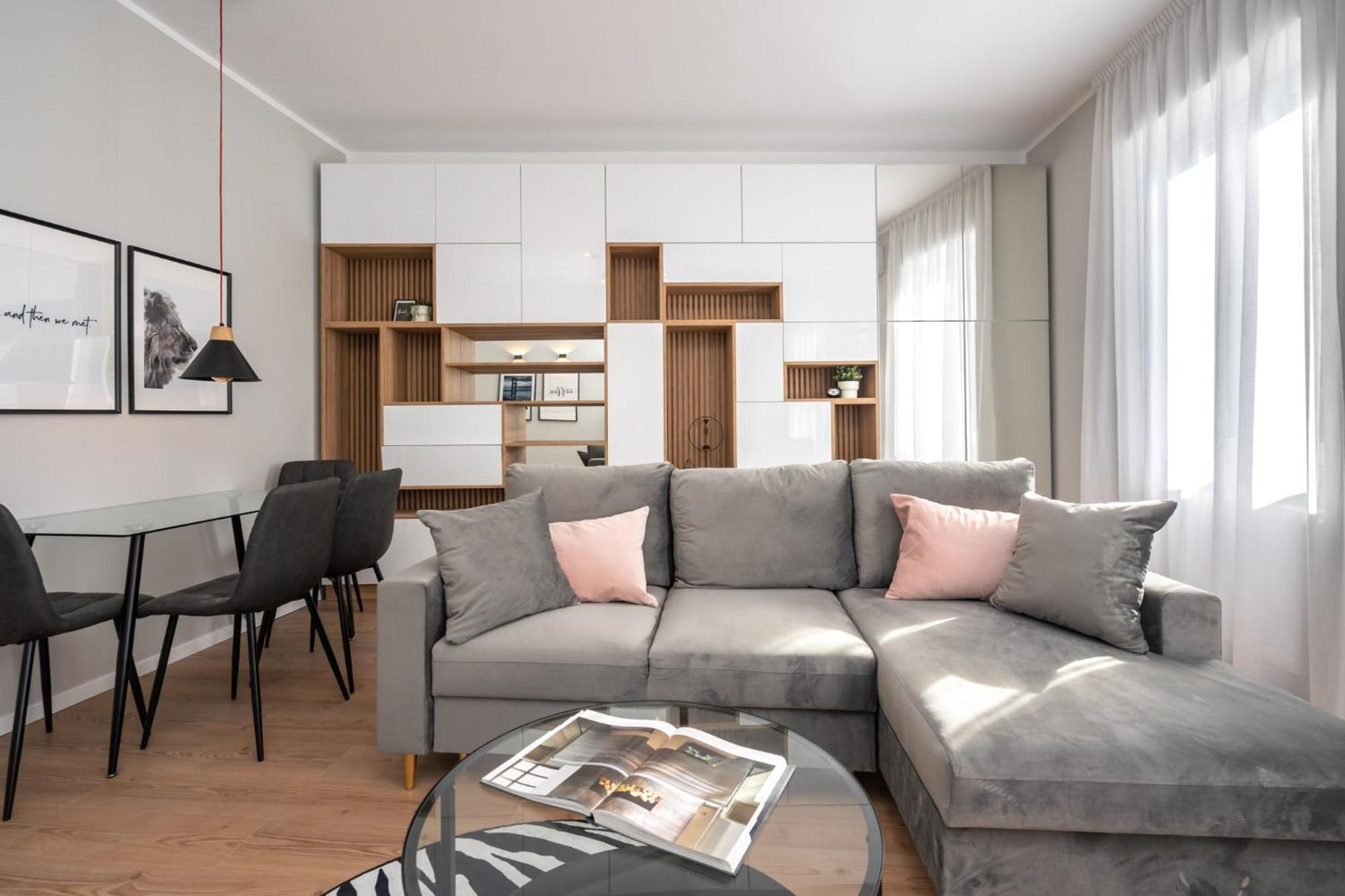 The Loft Luxury Apartments-Near The Park In The City Center Bukarest Kültér fotó